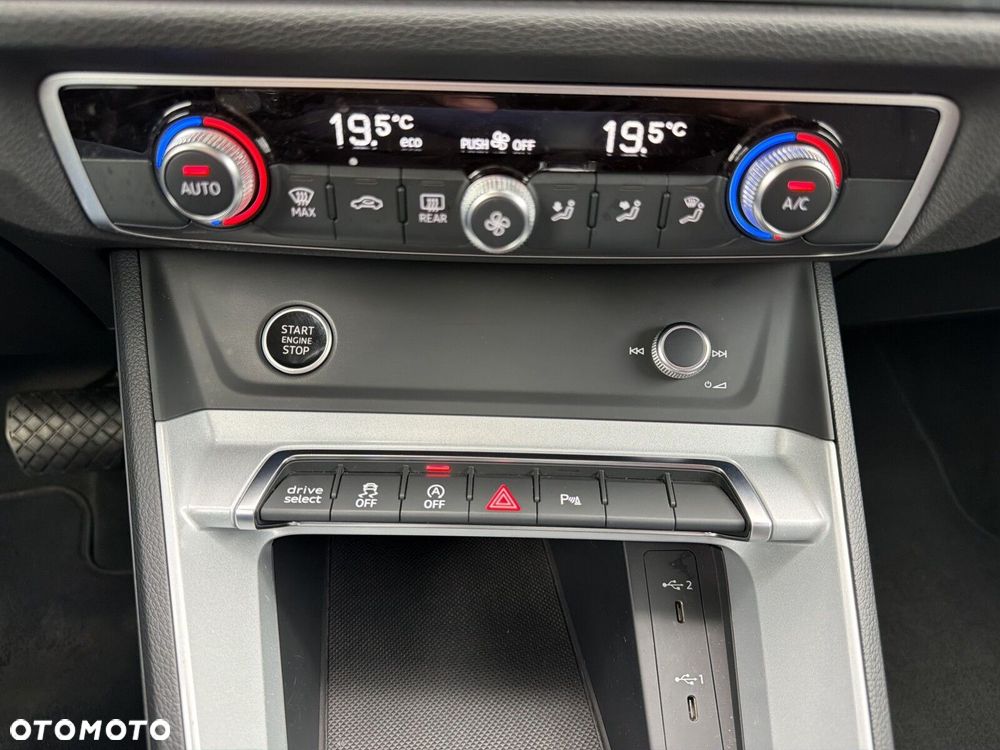 Audi Q3 - 21