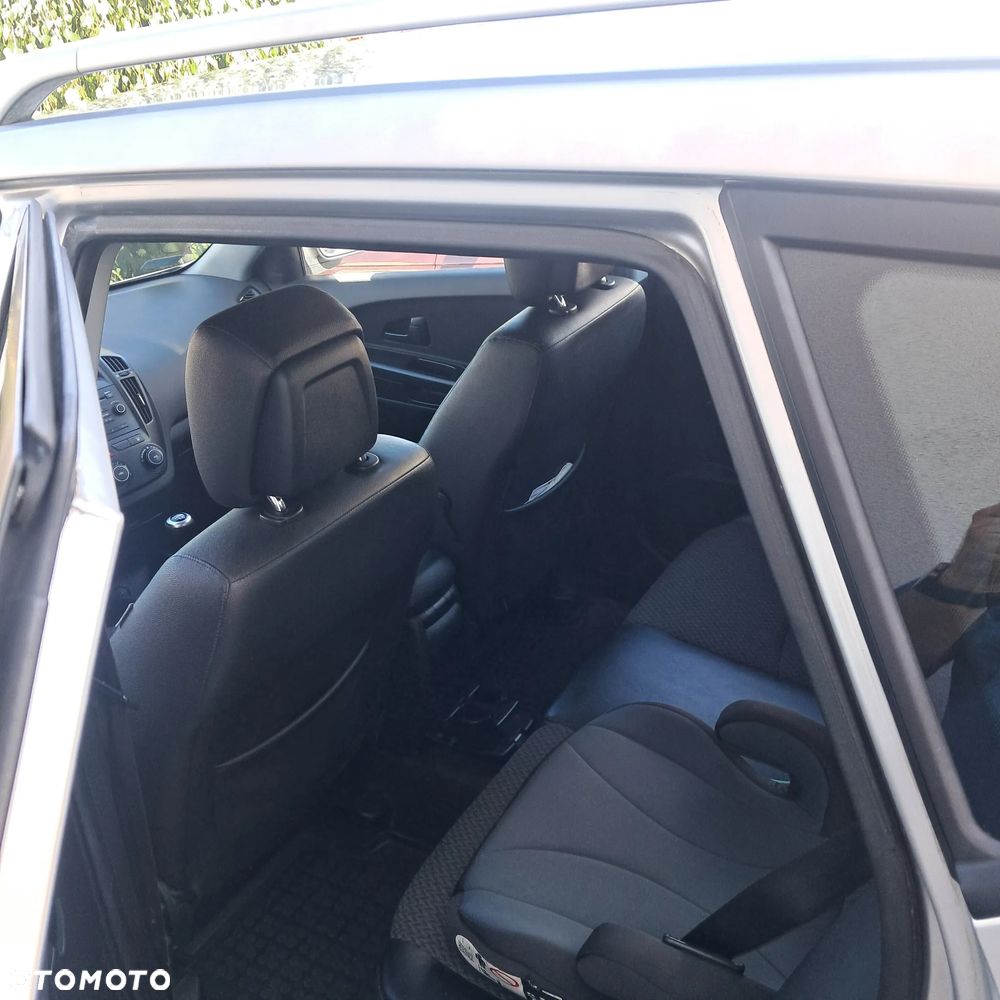 Kia Ceed 1.6 Crdi Comfort + - 7