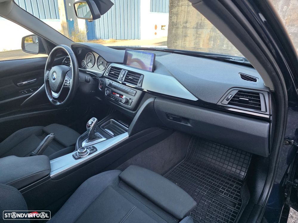 BMW 335 i Aut. Sport Line - 16