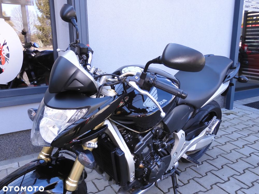 Honda Hornet - 24