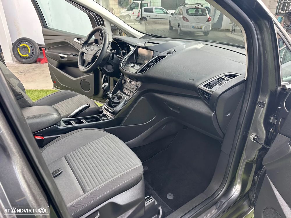 Ford Grand C-Max 1.5 TDCi Titanium S/S - 6