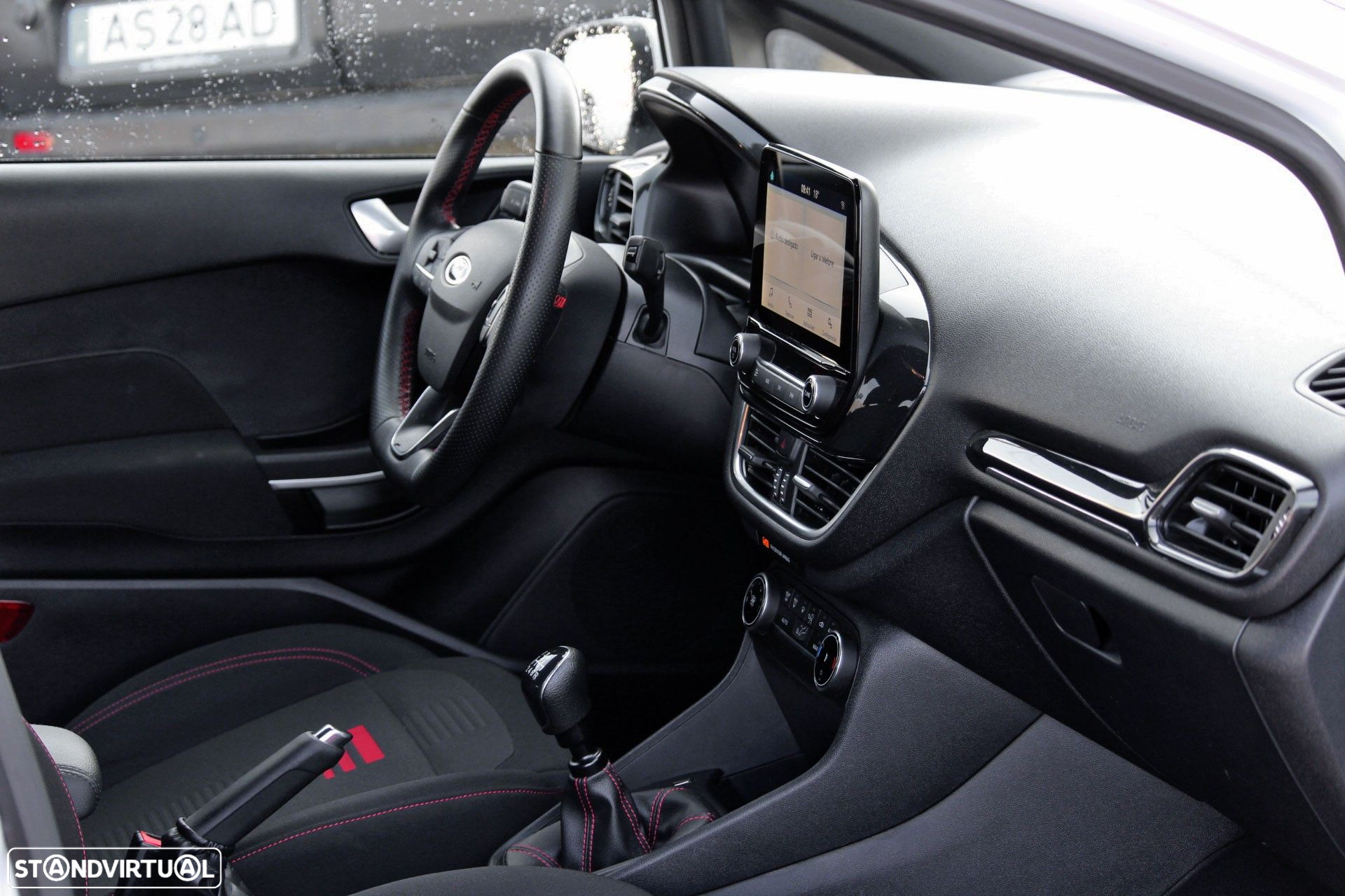 Ford Fiesta 1.0 EcoBoost MHEV ST-Line - 12