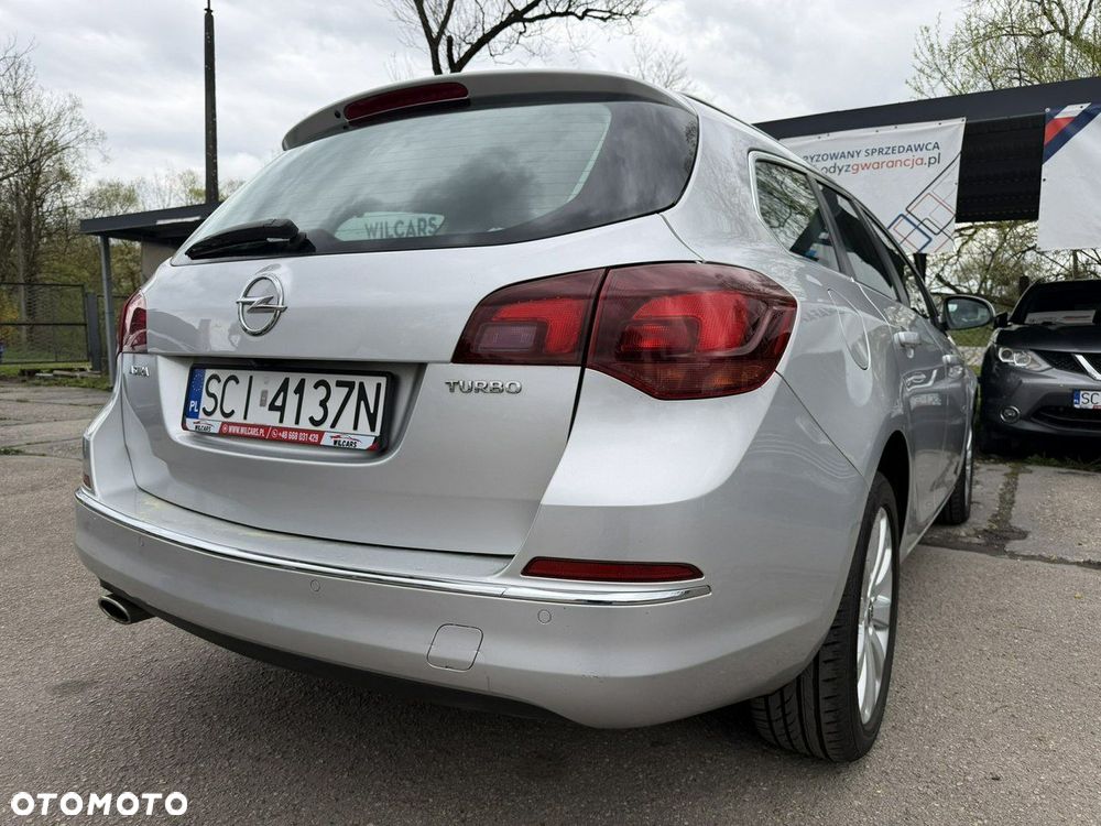 Opel Astra 1.4 T Cosmo - 12