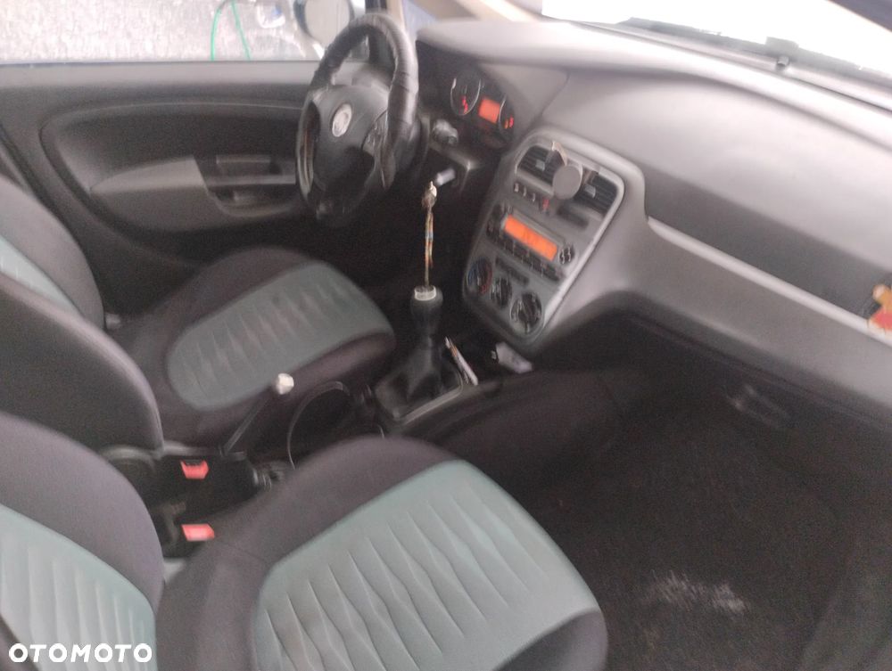 Fiat Grande Punto 1.4 8V Dynamic - 4