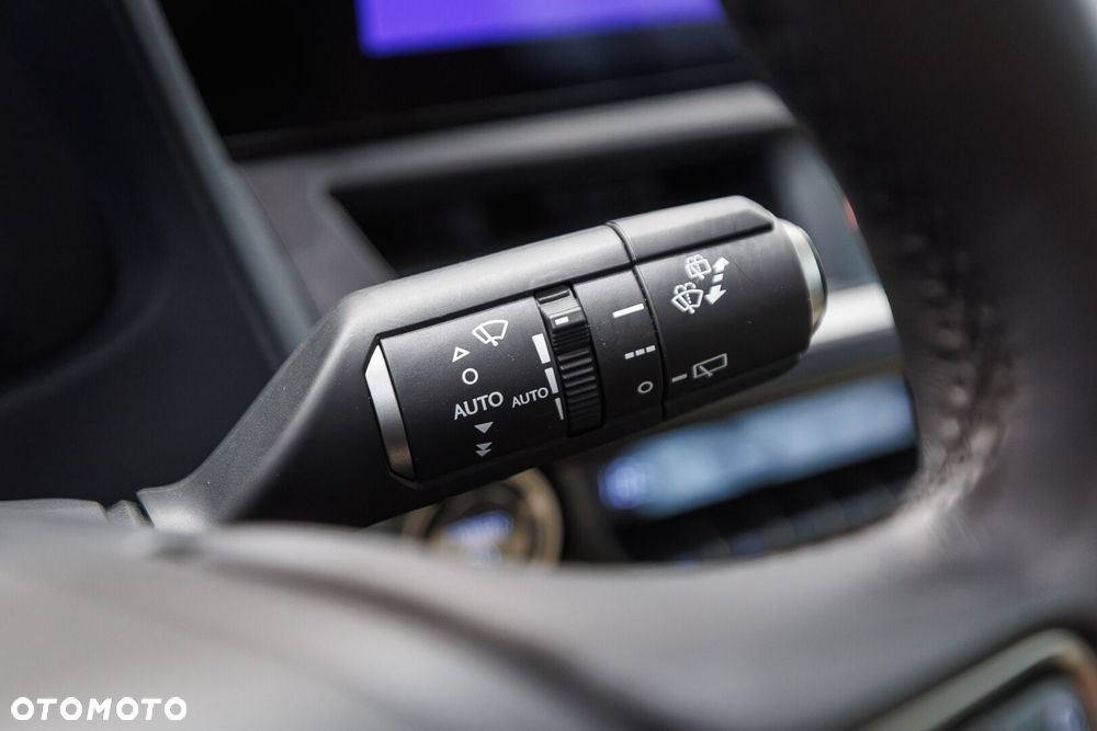 Lexus UX - 39