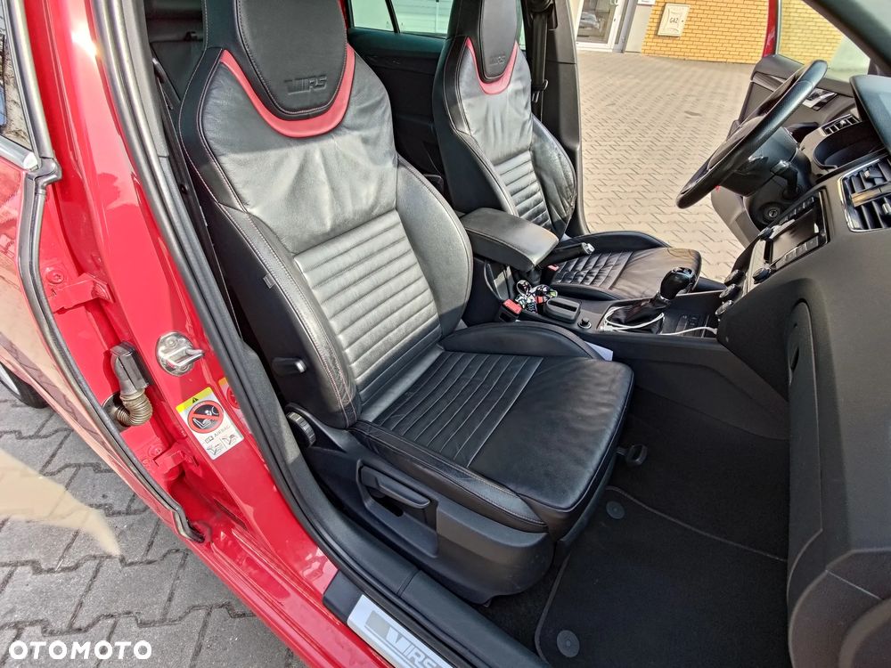 Skoda Octavia 2.0 TDI RS DSG - 12