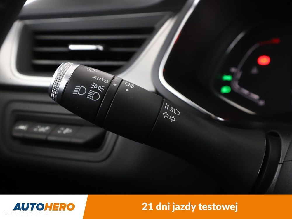 Renault Captur - 31