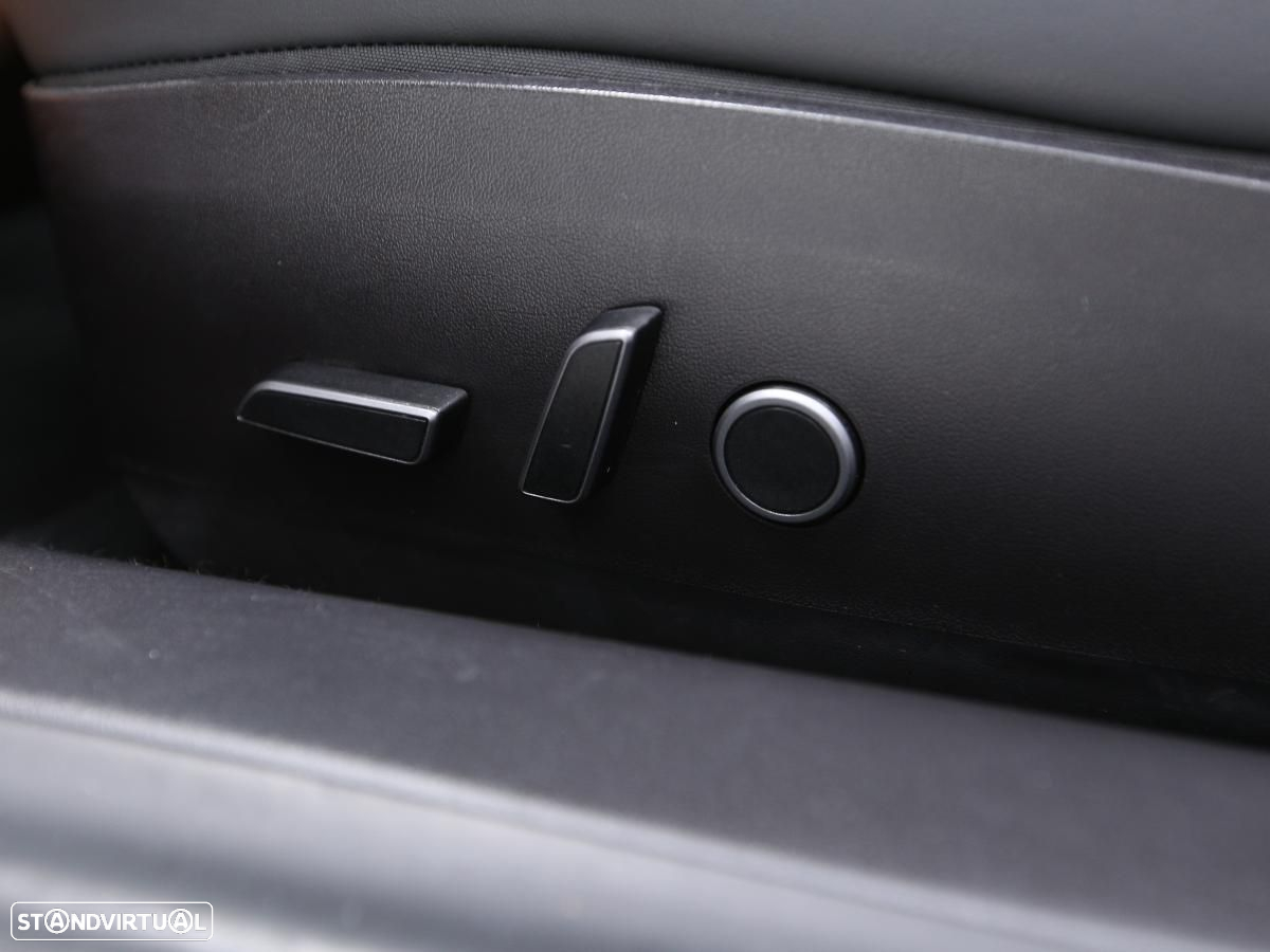 Tesla Model 3 Performance Dual Motor AWD - 19