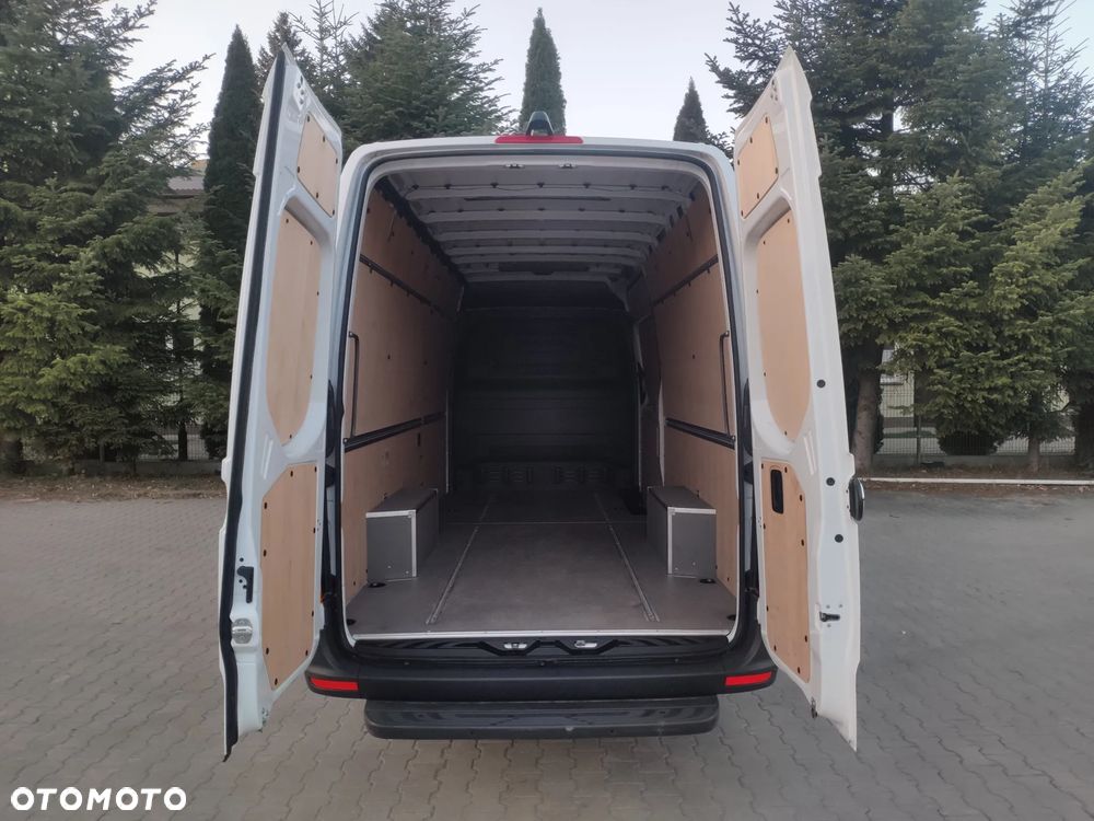 Mercedes-Benz SPRINTER 315 - 13