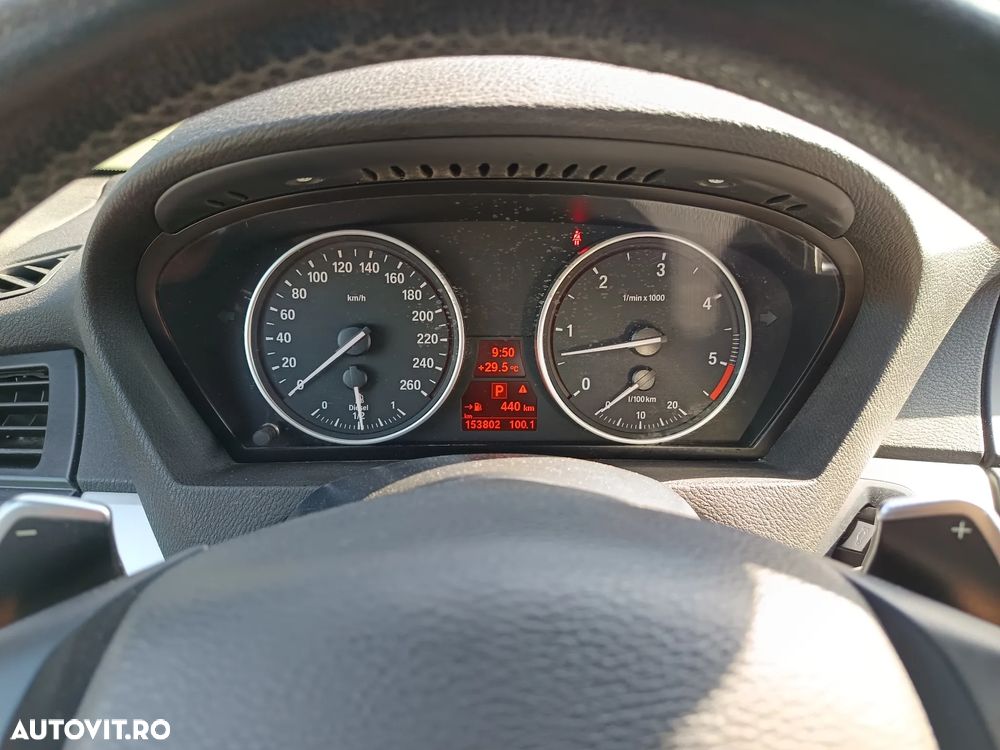 BMW X5 xDrive30d - 12