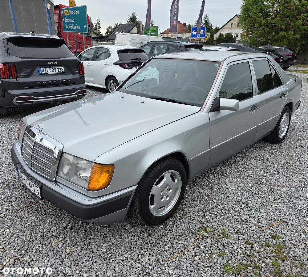 Mercedes-Benz W124 (1984-1993) - 1