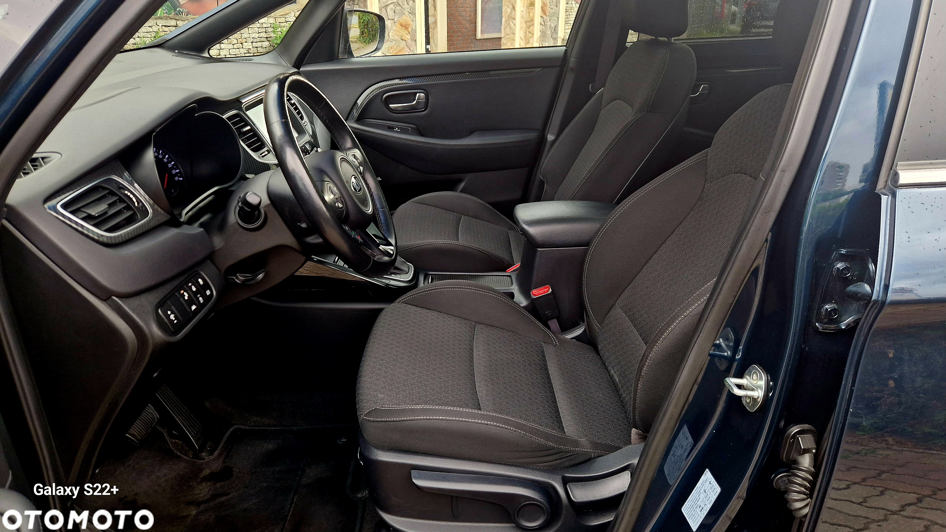 Kia Carens 1.7 CRDi Business Line 7os 7DCT - 20
