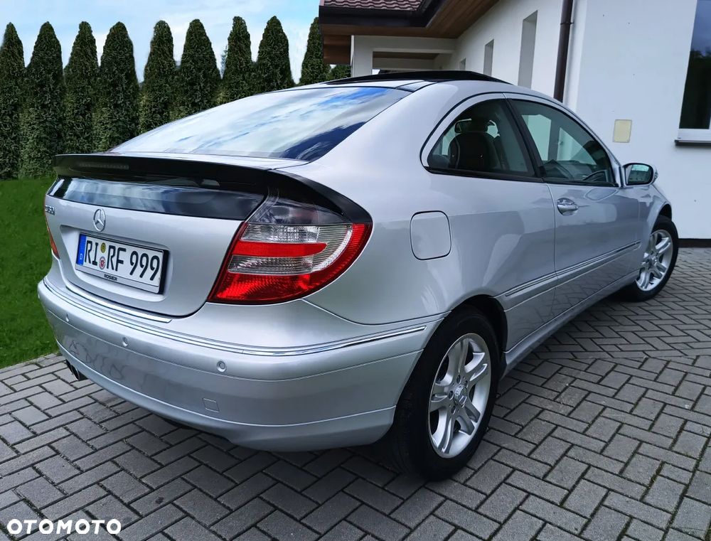 Mercedes-Benz Klasa C - 2