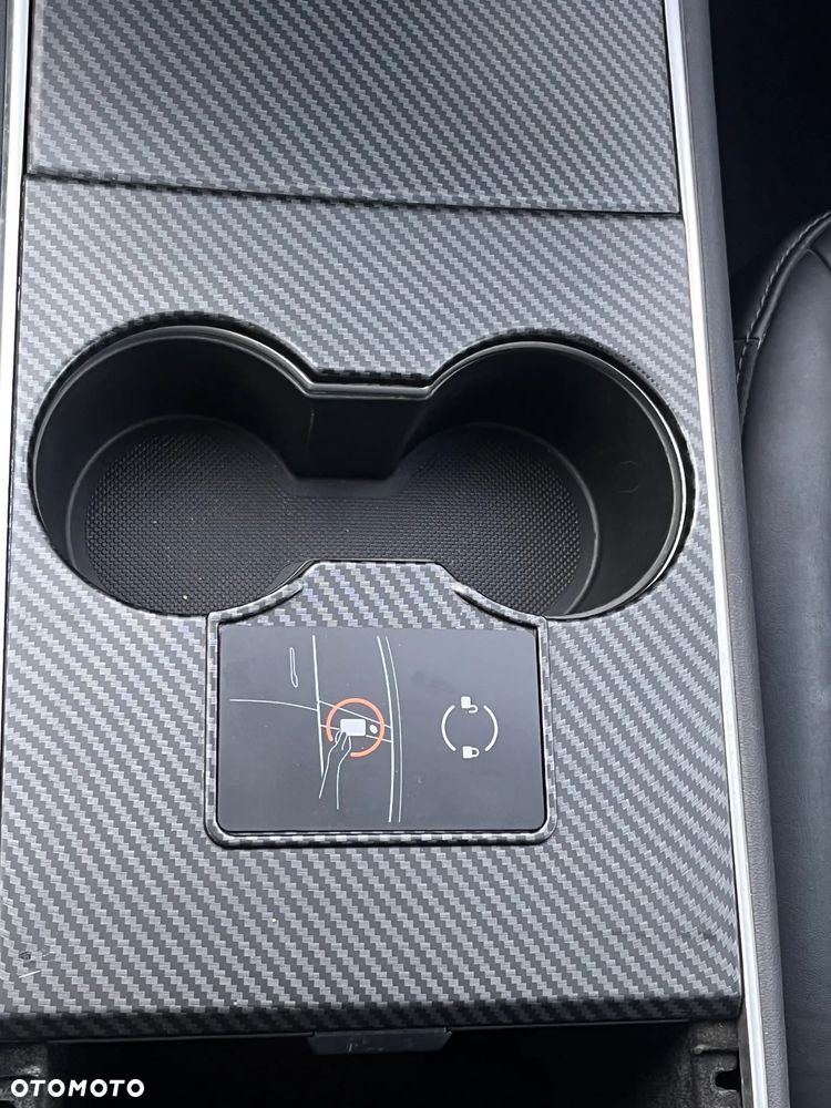 Tesla Model 3 Langstreckenbatterie Allradantrieb Dual Motor Performance - 31