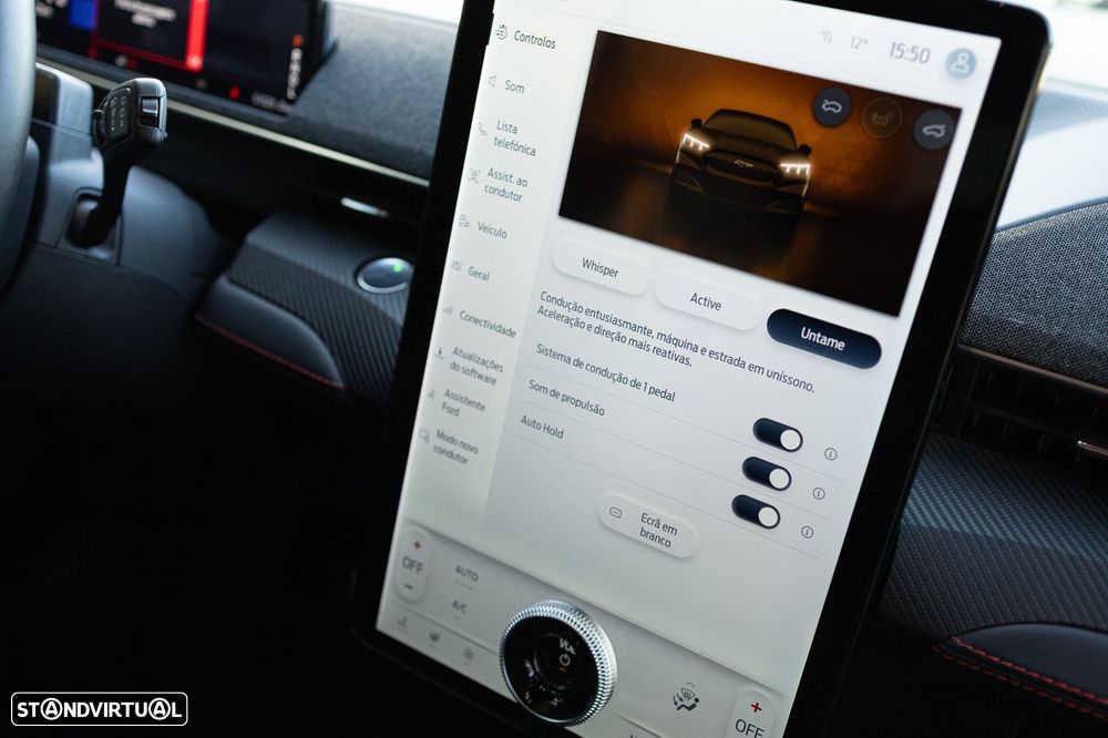 Ford Mustang Mach-E AWD PREMIUM - 36