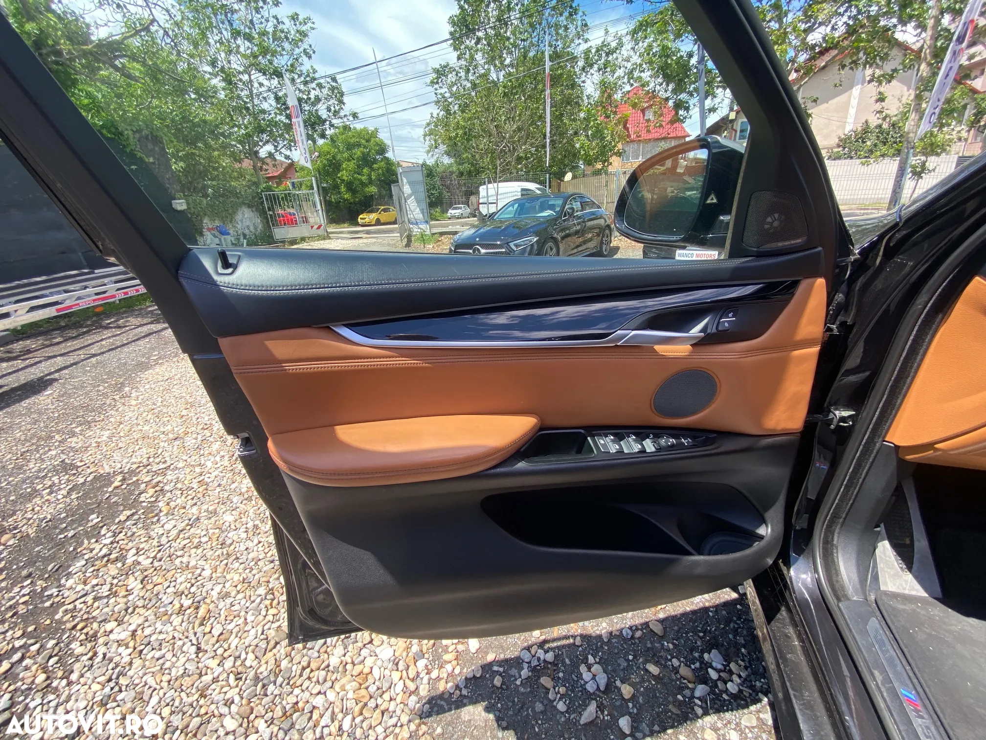 BMW X6 M M50d - 12