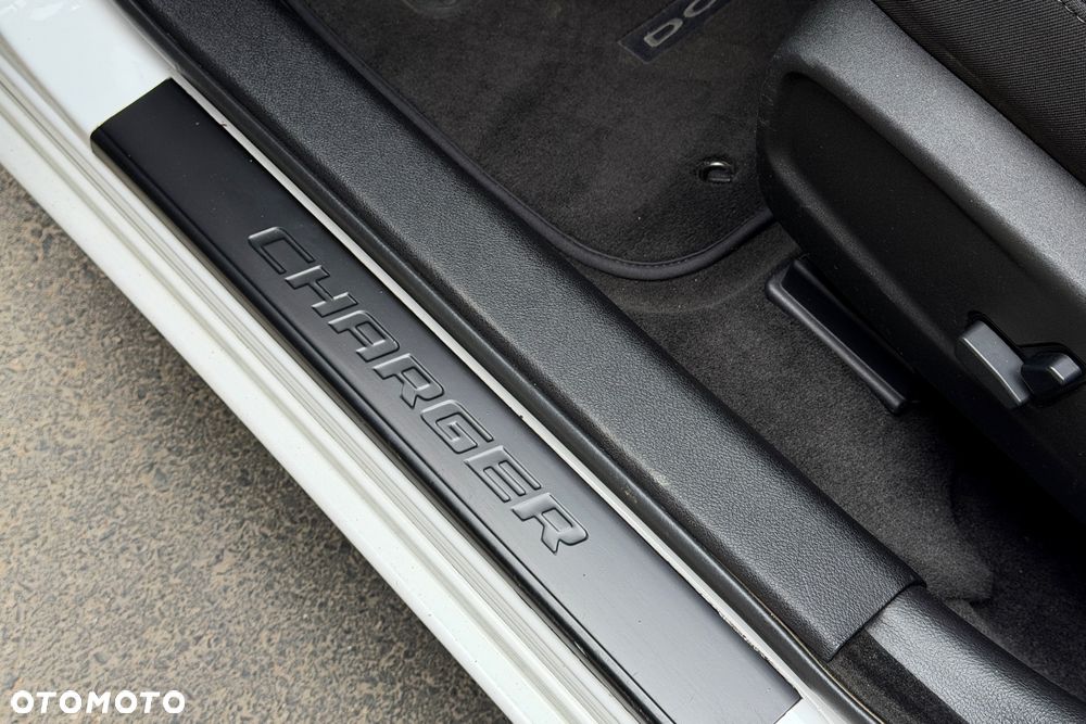 Dodge Charger - 26