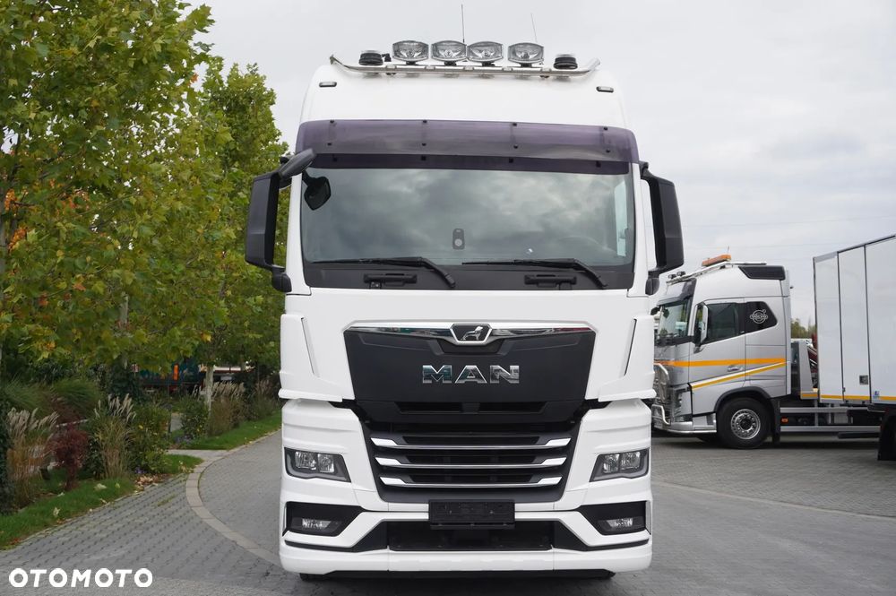 MAN TGX 28.510 6x2 / Kab. Sypialna / NOWE opony / DMC 65 t - 8
