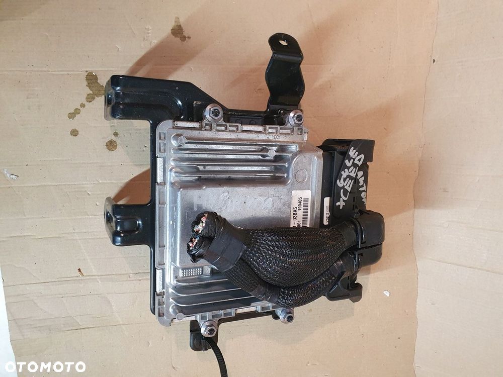 KOMPUTER STEROWNIK SILNIKA KIA X-CEED XCEED 391A1-03BA5 - 1