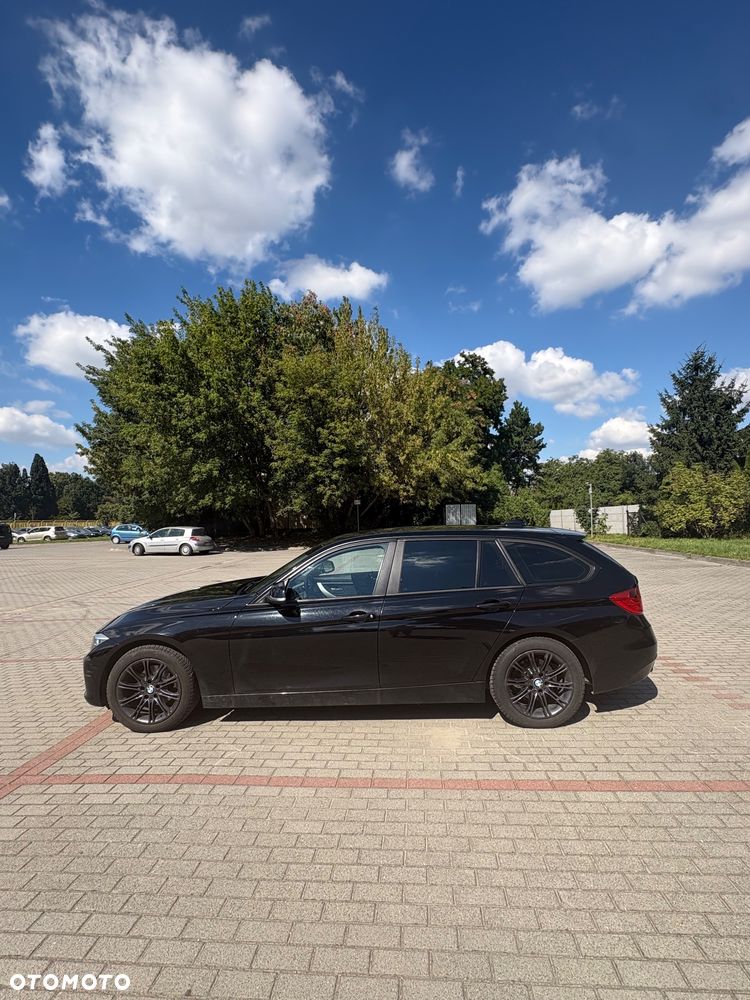 BMW Seria 3 318d - 6