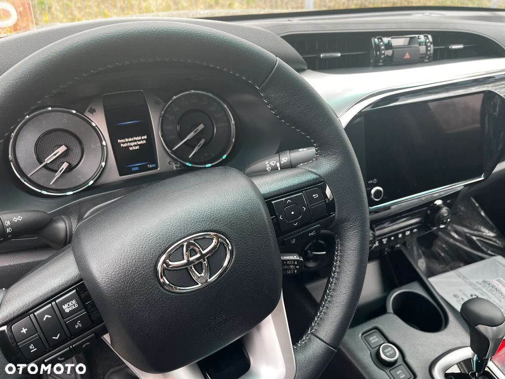 Toyota Hilux - 6