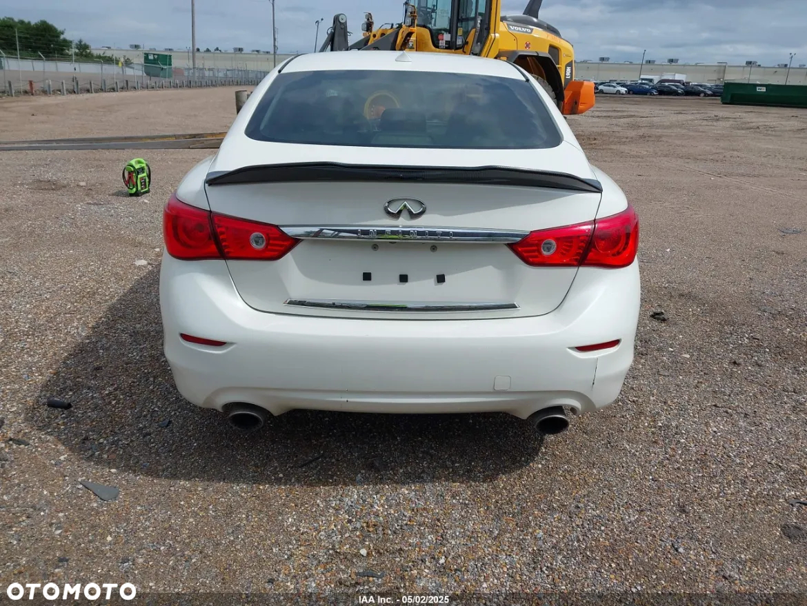 Infiniti Q50 - 6