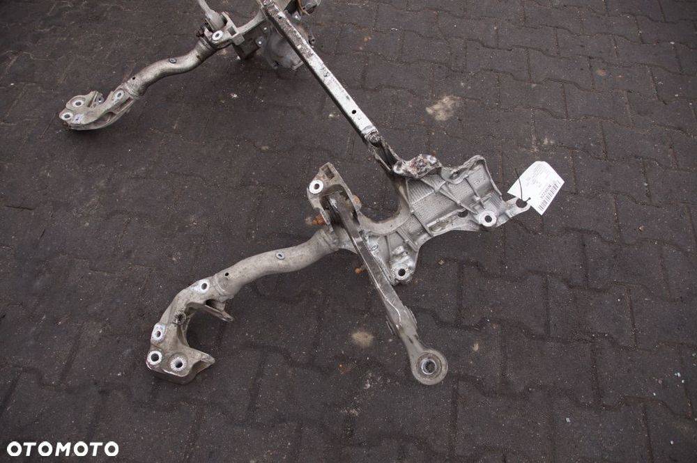 SANKI PRZEDNIE AUDI A5 - 4