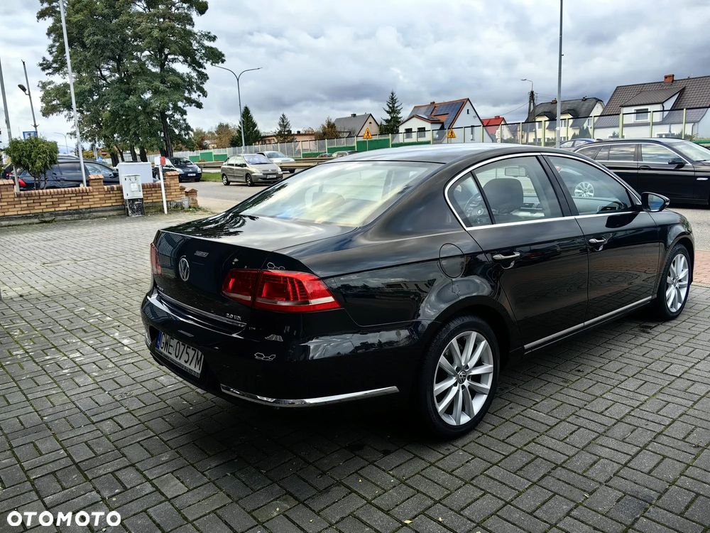 Volkswagen Passat 2.0 TDI Highline - 5