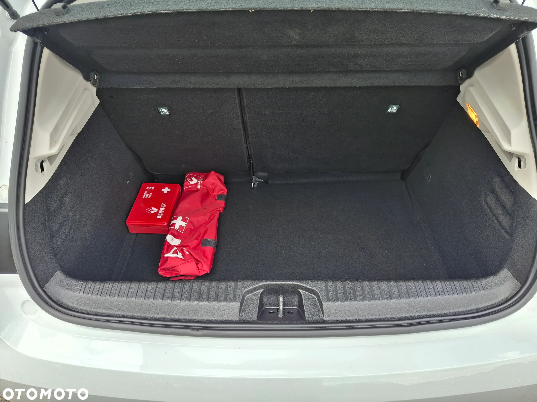 Renault Clio 1.0 TCe Zen - 36