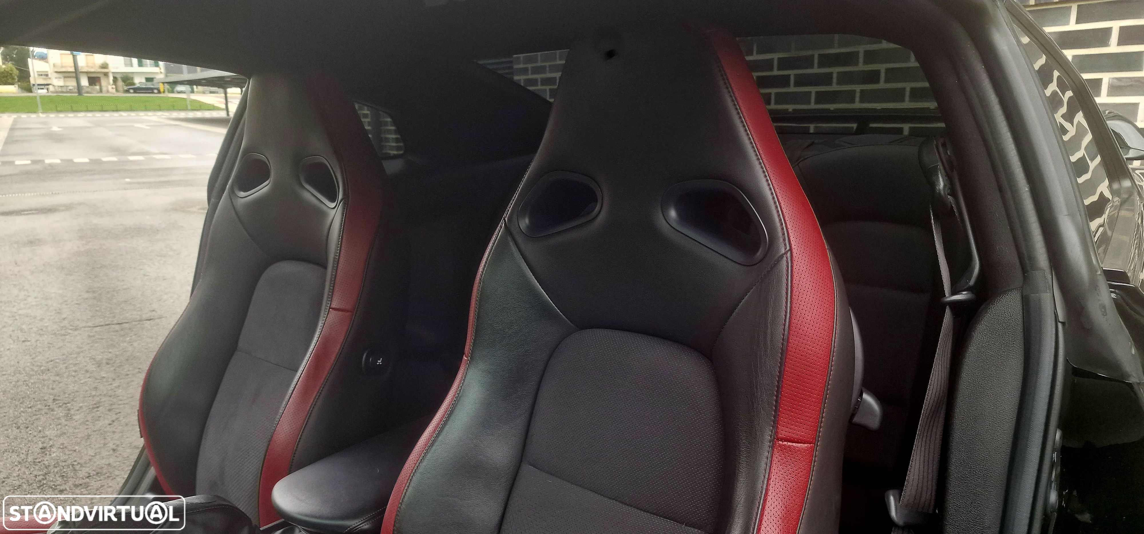 Nissan GT-R 3.8 V6 Black Edition - 19