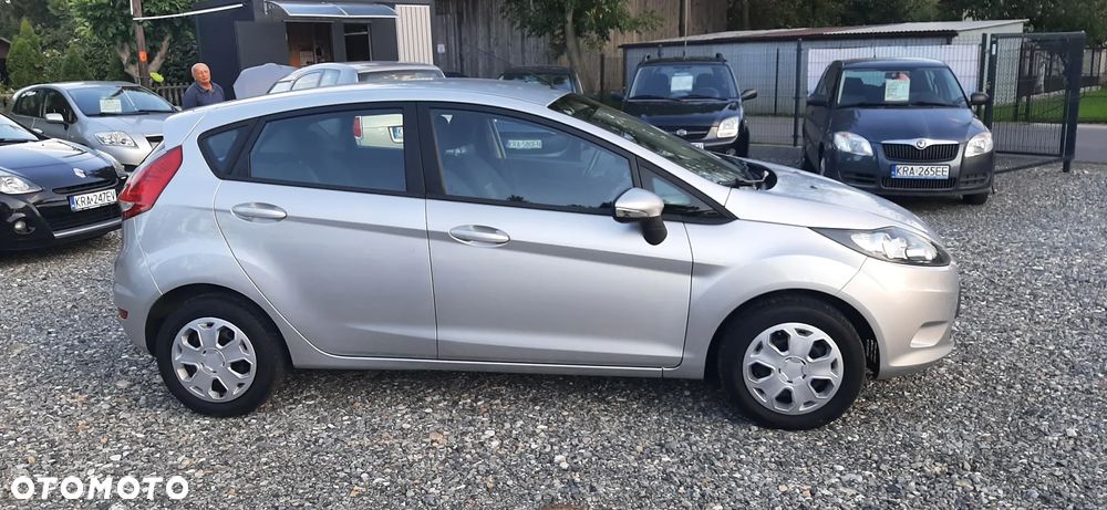 Ford Fiesta - 17