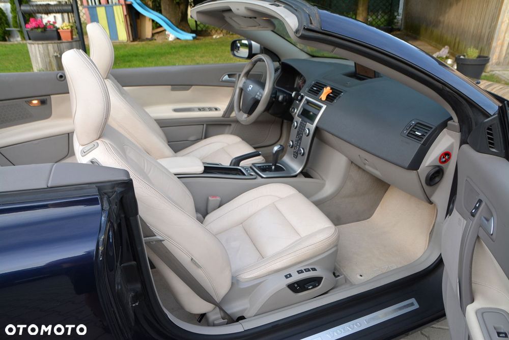 Volvo C70 2.4D5 Summum - 25