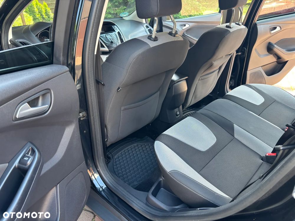 Ford Focus 1.6 EcoBoost Titanium - 12