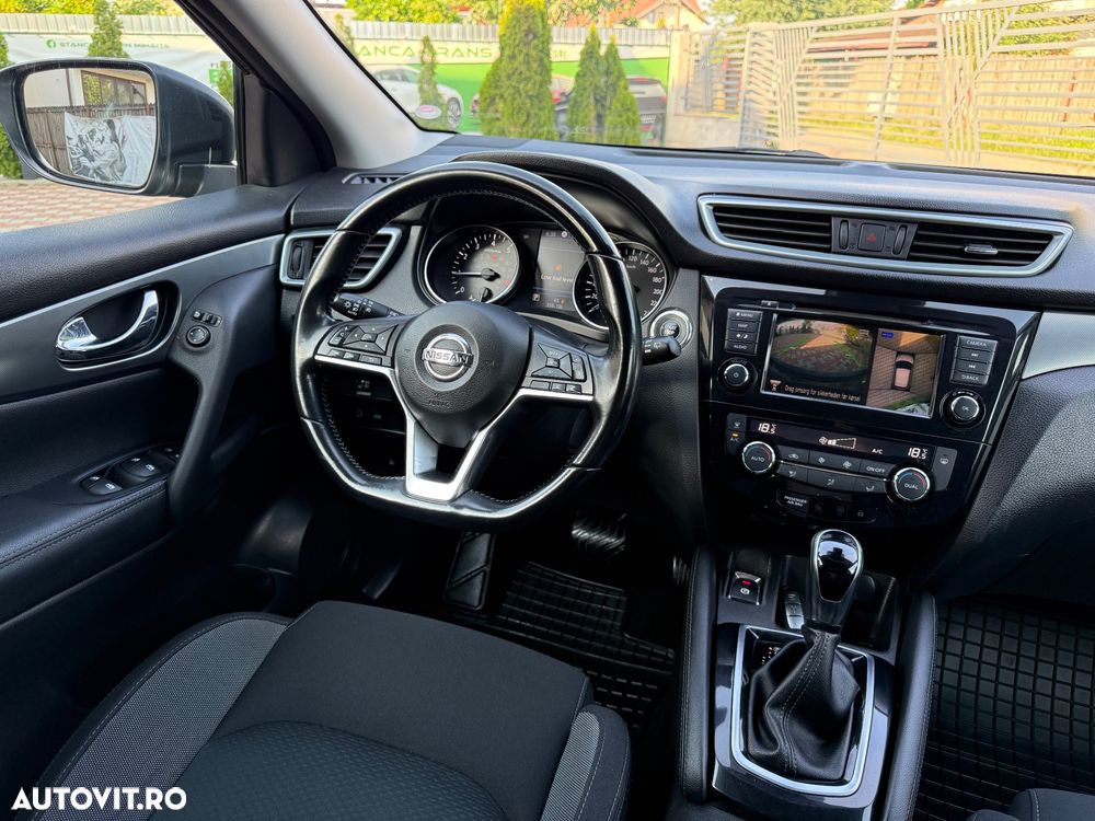 Nissan Qashqai 1.3 DIG-T DCT N-CONNECTA - 19