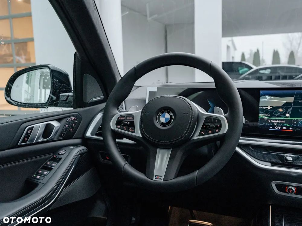 BMW X7 - 7