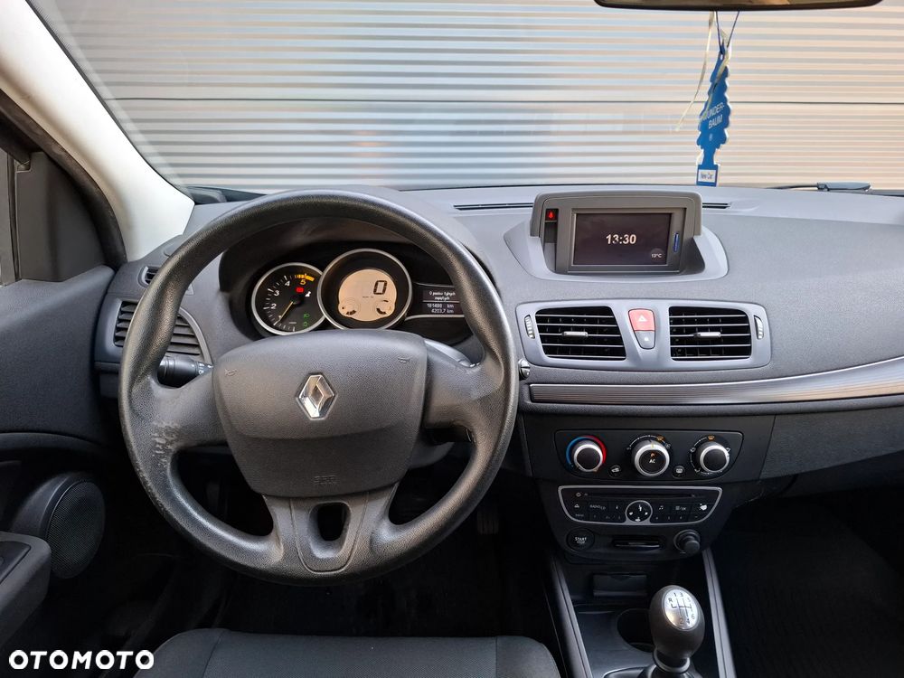Renault Megane 1.5 dCi Authentique - 10