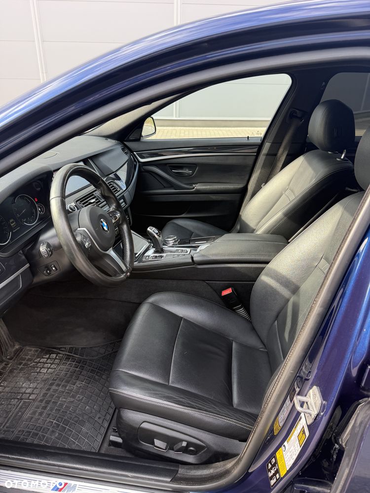 BMW Seria 5 528i xDrive Sport-Aut Modern Line - 23