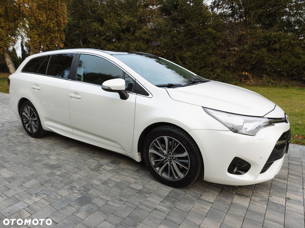 Toyota Avensis 2.0 D-4D Prestige - 10