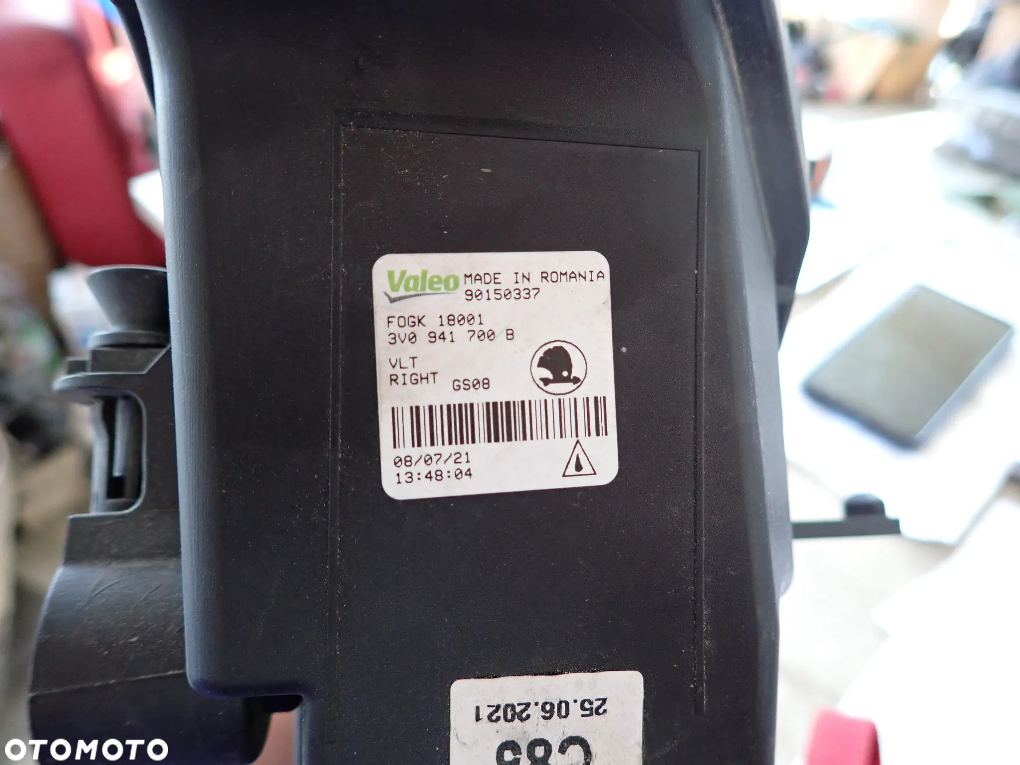 SKODA SUPERB III FL HALOGEN DRL PRAWY PRZÓD - 4