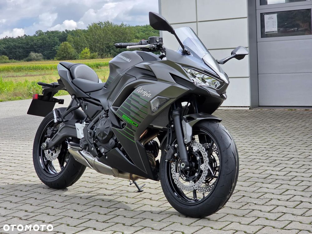 Kawasaki Ninja - 7
