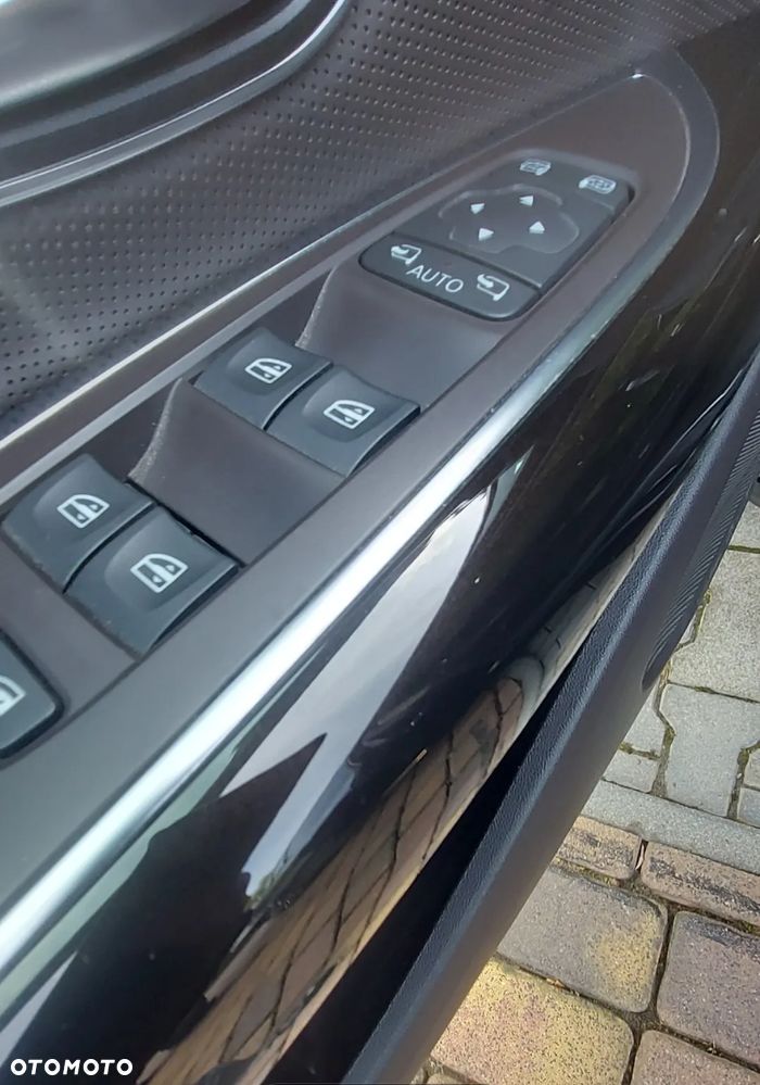 Renault Espace 1.6 TCE Initiale Paris EDC 7os - 7