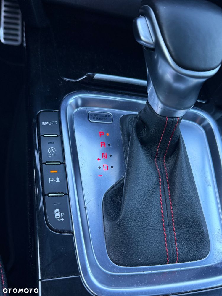 Kia ProCeed 1.6 T-GDI DCT7 OPF GT - 19