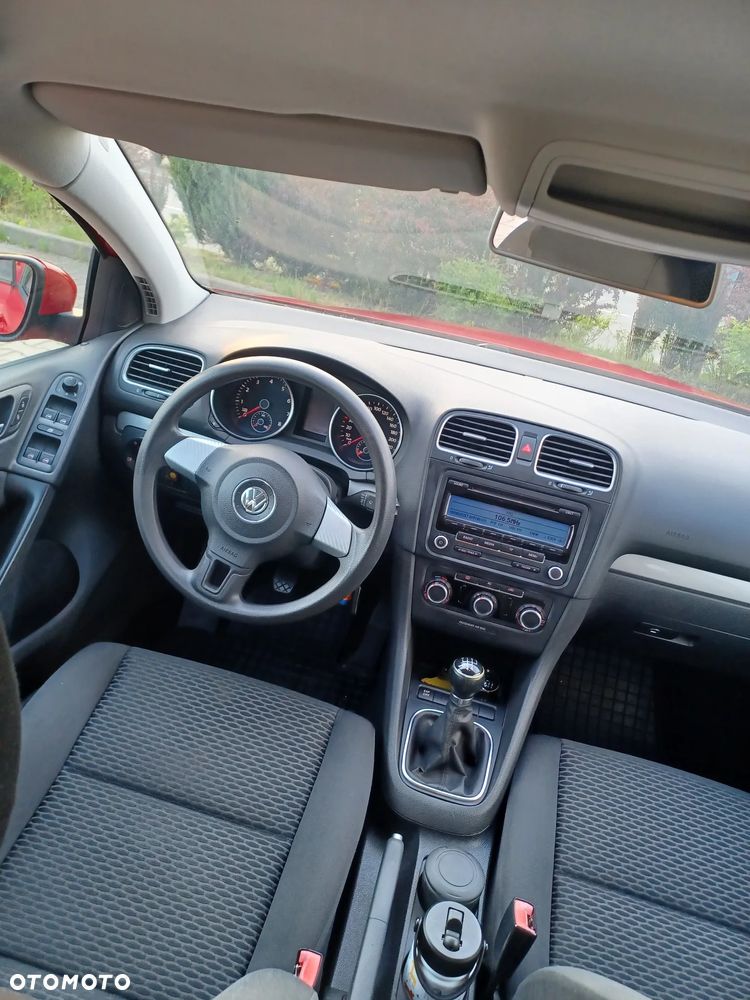 Volkswagen Golf - 14