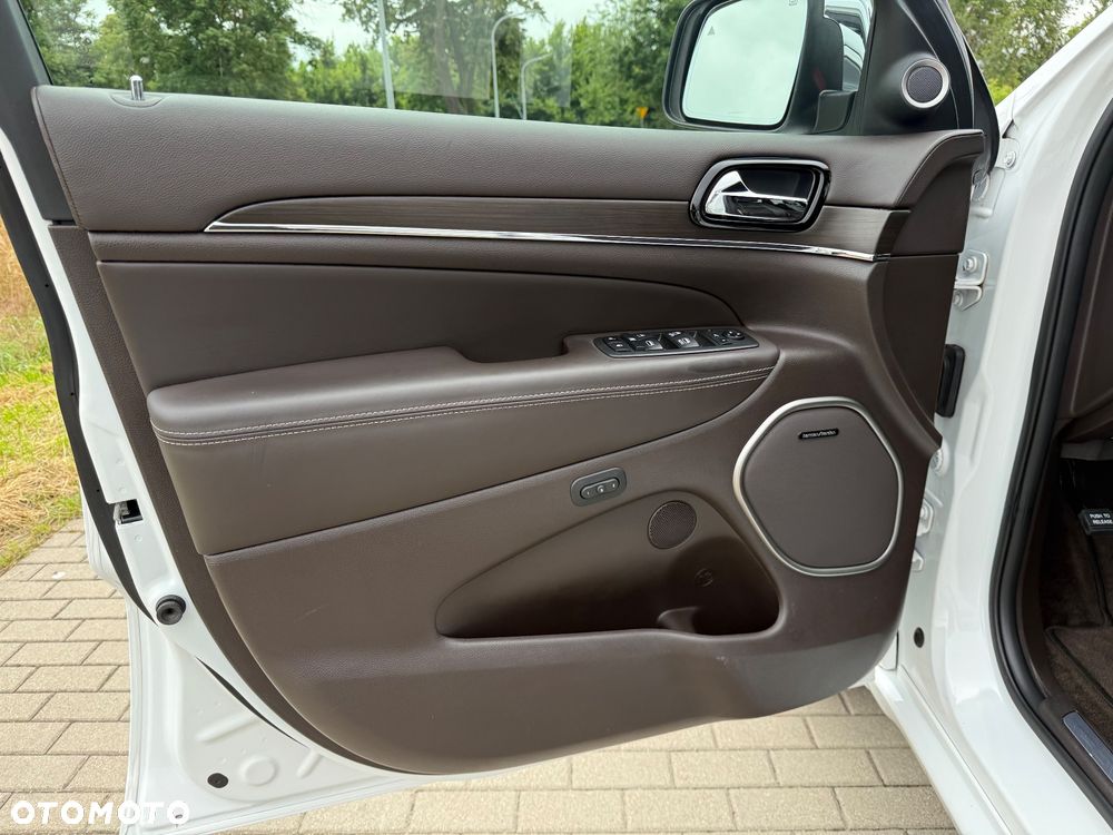 Jeep Grand Cherokee 3.6 V6 Overland - 19