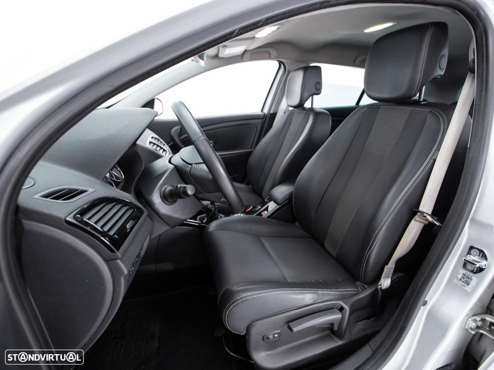 Renault Mégane Sport Tourer - 8