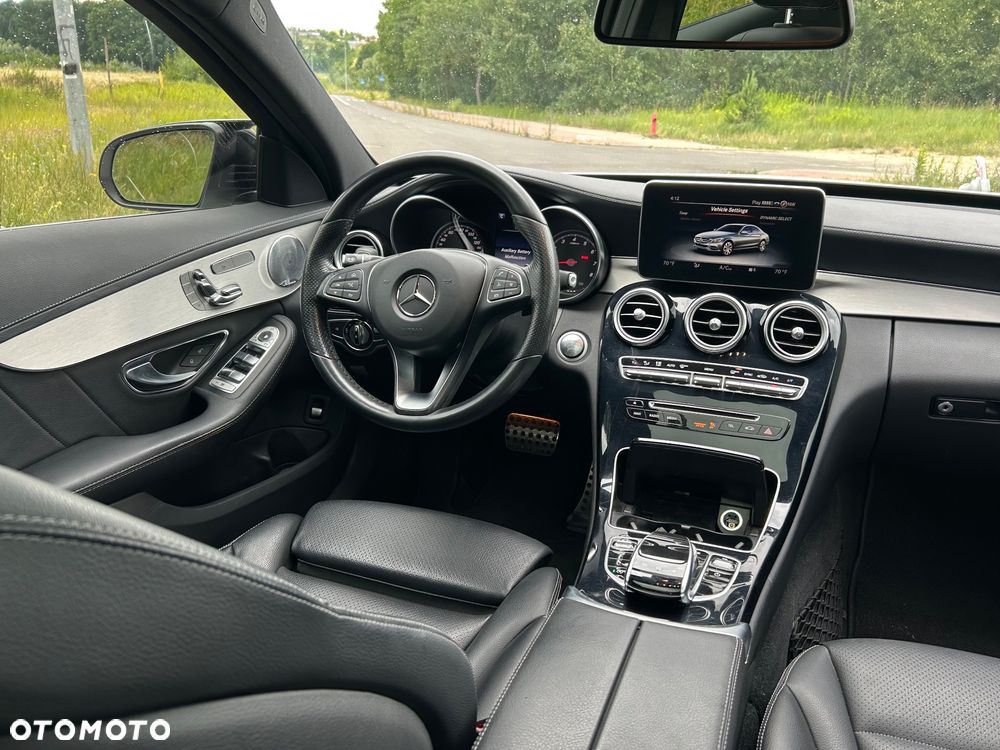 Mercedes-Benz Klasa C 300 7G-TRONIC AMG Line - 9