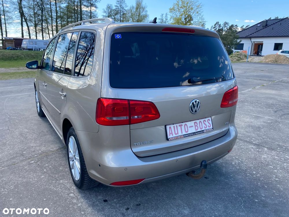 Volkswagen Touran 1.4 TSI STYLE - 5