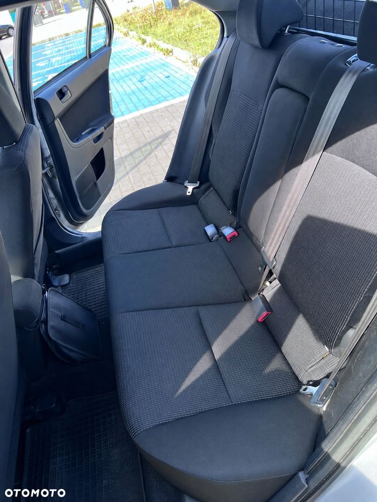 Mitsubishi Lancer 1.8 Invite - 16