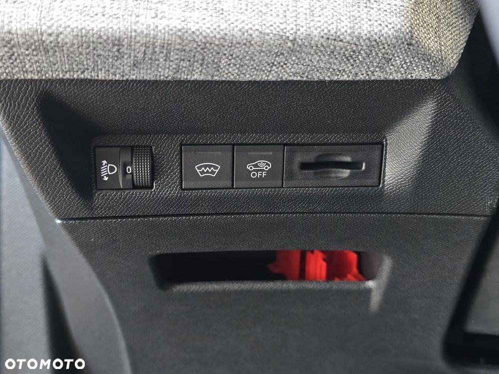 Peugeot 5008 1.2 PureTech mHEV Allure S&S e-DCS6 - 14