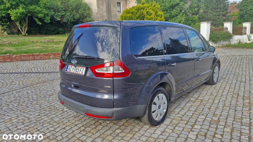 Ford Galaxy 2.0 TDCi Ghia - 7